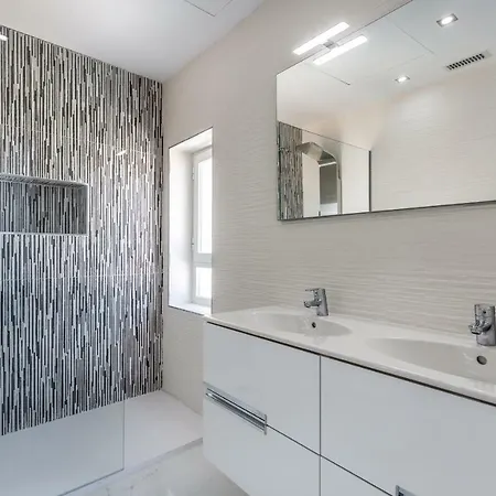 Luxury Holiday In Puerto Banus Marina With Sea Views アパート マルベーリャ