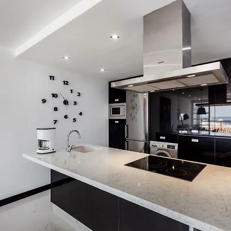 Luxury Holiday In Puerto Banus Marina With Sea Views アパート マルベーリャ