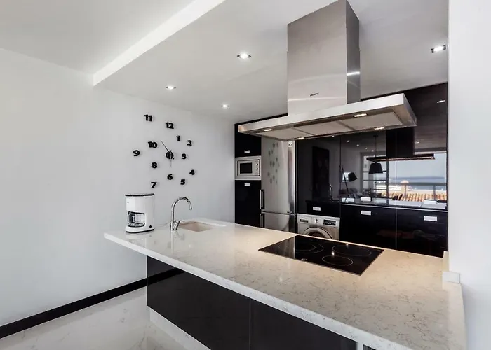 Luxury Holiday In Puerto Banus Marina With Sea Views アパート マルベーリャ