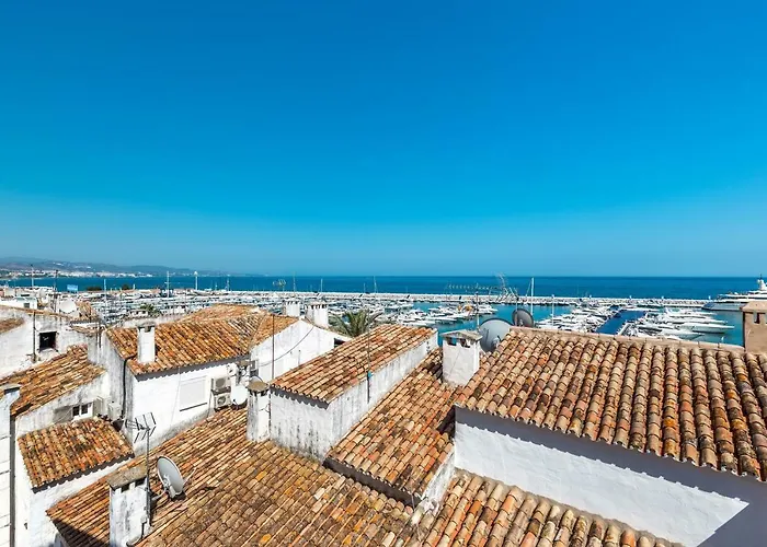 Luxury Holiday In Puerto Banus Marina With Sea Views