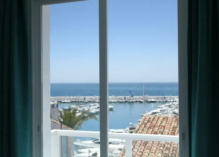 Luxury Holiday In Puerto Banus Marina With Sea Views Appartement